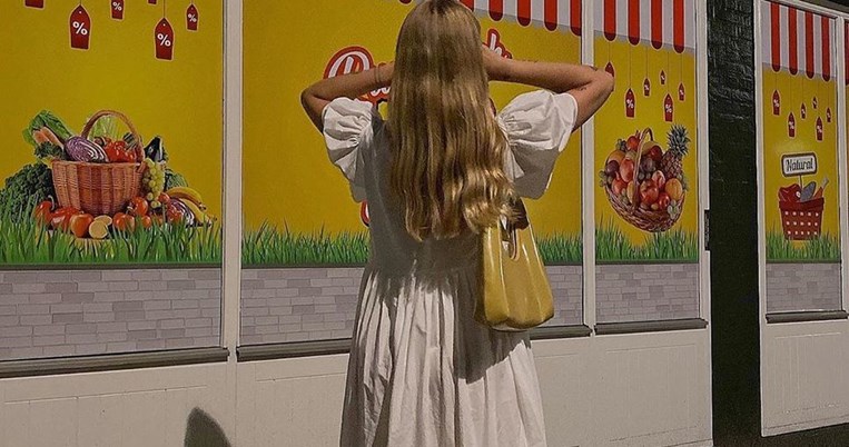 Σαν να μη φοράς τίποτα: Οι fashion editors συμφωνούν ότι αυτό είναι το πιο άνετο καλοκαιρινό φόρεμα