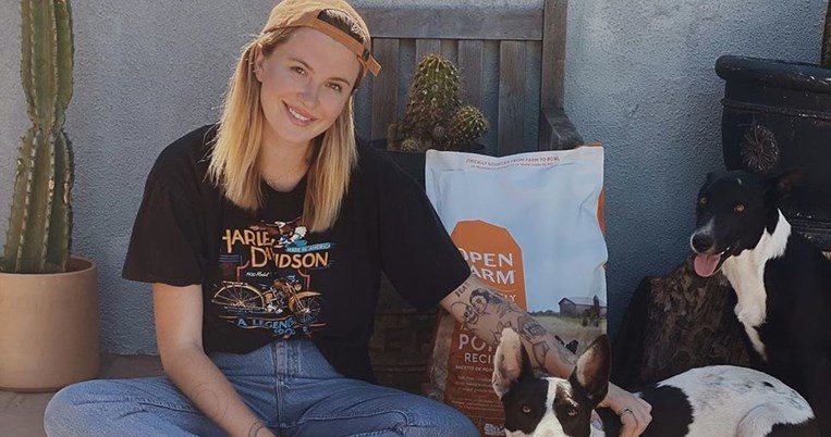 «6 χρόνια χωρίς διατροφικές διαταραχές»: Το εξομολογητικό βίντεο της κόρης της Κιμ Μπάσινγκερ 