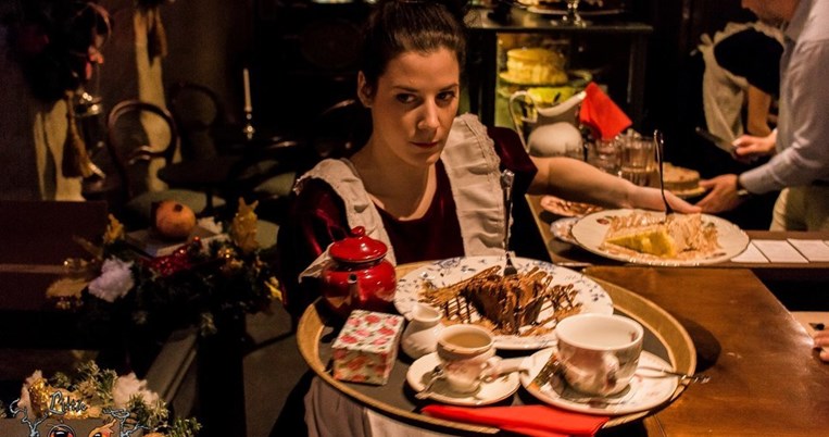 Little Kook: εδώ ο Χάρι Πότερ φλερτάρει με τη Χιονάτη και ο Πινόκιο παίζει με τον Όλιβερ Τουίστ