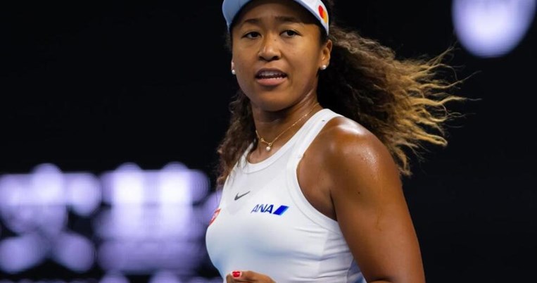 Ναόμι Οσάκα: «Είμαι πρώτα μαύρη γυναίκα και μετά αθλήτρια»