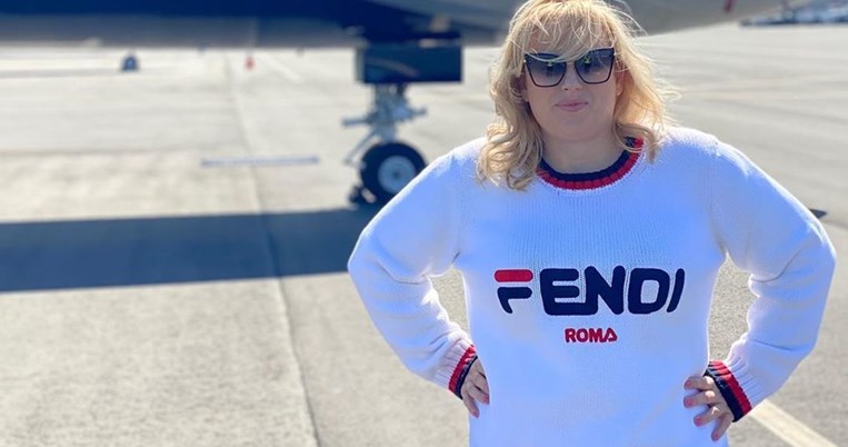 Θεαματική μεταμόρφωση: Η ηθοποιός Ρέμπελ Γουίλσον έχασε 18 ολόκληρα κιλά με αυτή τη μέθοδο