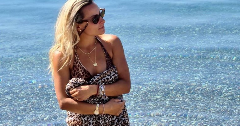 Η Βασιλική Μιλλούση κάνει δοκό και απίθανες ακροβατικές ασκήσεις στον πέμπτο μήνα εγκυμοσύνης