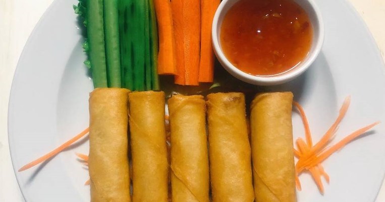 Το πιο ψαγμένο ταϊλανδέζικο εστιατόριο της πόλης μετακομίζει στο 6 d.o.g.s