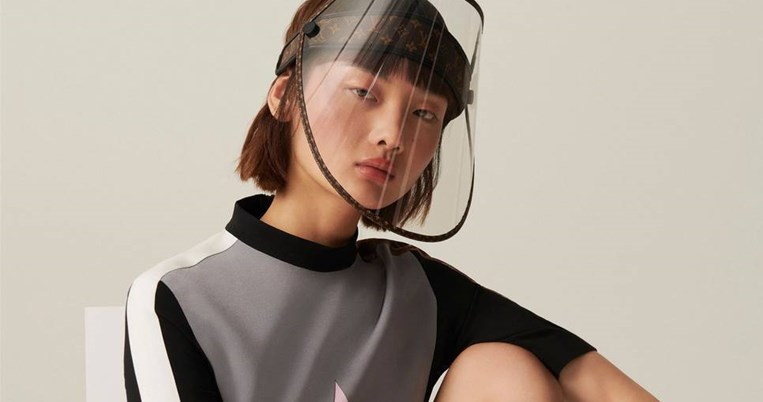 O oίκος Louis Vuitton μόλις κυκλοφόρησε μάσκα-ασπίδα πολυτελείας, αξίας 1000 δολαρίων