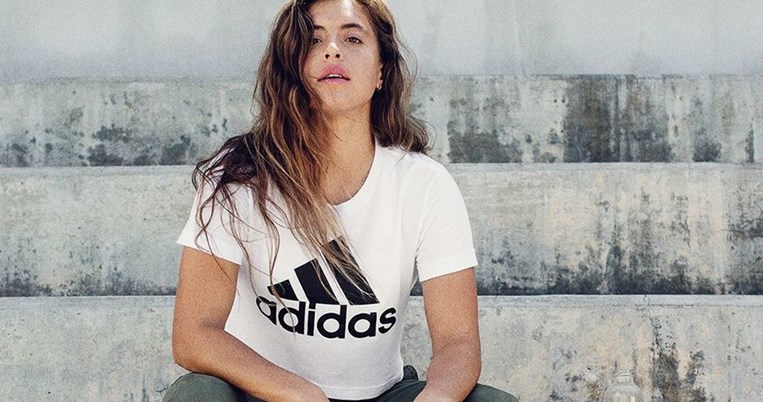 Εντελώς αγνώριστα: Πώς τα κλασικά Superstar της Adidas άλλαξαν εντελώς στη νέα τους εκδοχή; 