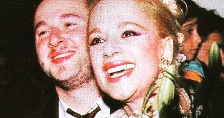 Η τελευταία φωτογραφία της Αλίκης Βουγιουκλάκη στο ανακαινισμένο διαμέρισμα της Στησιχόρου