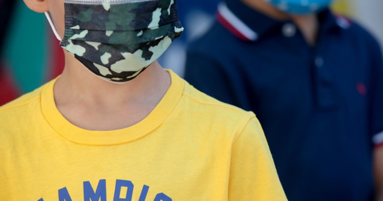 «Κάθε φορά που θα βήχει ο Γιωργάκης, οι γονείς θα πληρώνουν από 50 έως 150 ευρώ»