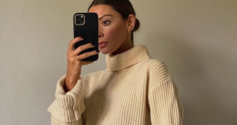 3 influencers συμφωνούν: Αυτό είναι το απόλυτο μυστικό για να δείχνουν τα οικονομικά ρούχα πολυτελή