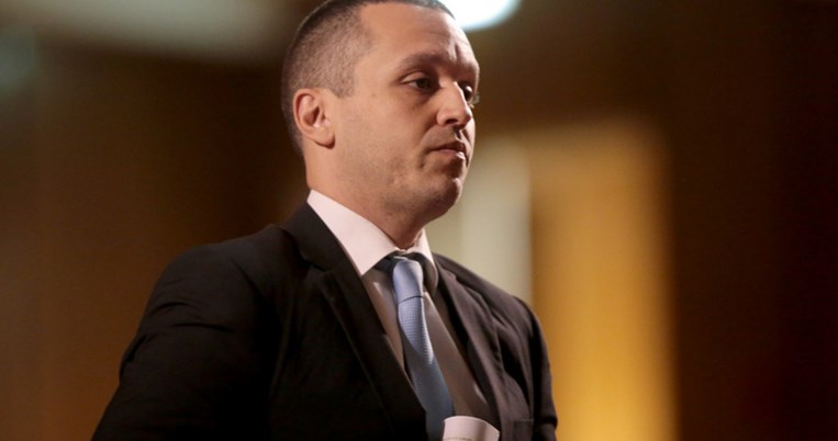 Στη φυλακή τα ηγετικά στελέχη της Χρυσής Αυγής. Μόλις ανακοινώθηκε η οριστική απόφαση στη δίκη 