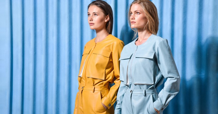 Δύο γυναίκες δημιούργησαν το brand Arpyes: Ρούχα και αξεσουάρ που χαϊδεύουν το βλέμμα και το δέρμα