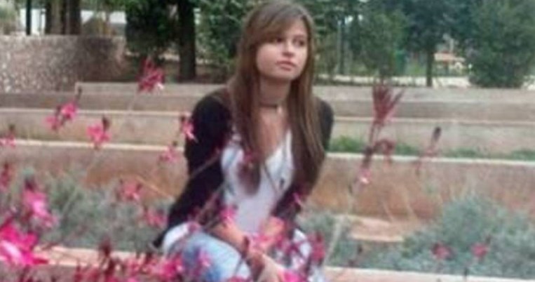 Η Μύρτω της Πάρου συγκινεί ξανά, επιχειρώντας να κάνει ιππασία για πρώτη φορά