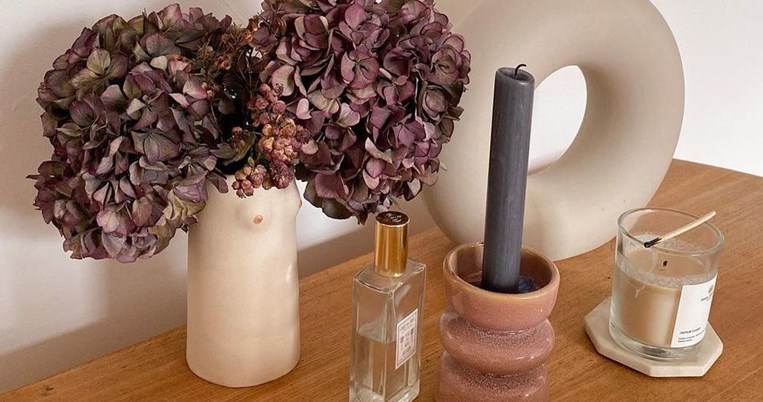 Αποπνέουν καθαριότητα στη μουντάδα του χειμώνα. Τα 10 αρώματα που φοράμε τα τελευταία 20 χρόνια