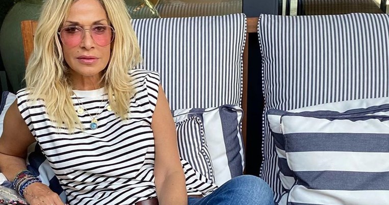 Απάτη στο διαδίκτυο: Λογαριασμός στο facebook «μοίραζε» χρήματα με το όνομα της Άννας Βίσση