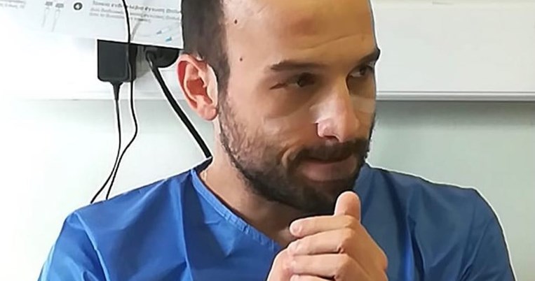 Αν δεν πιστεύετε, καλό είναι να συνηθίσετε στο άκουσμα της λέξης "ψεκασμένοι"»