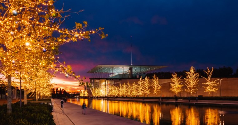 Φέτος όλες οι χριστουγεννιάτικες εκδηλώσεις του ΚΠΙΣΝ στις οθόνες μας: Θέατρο, συναυλίες, εργαστήρια