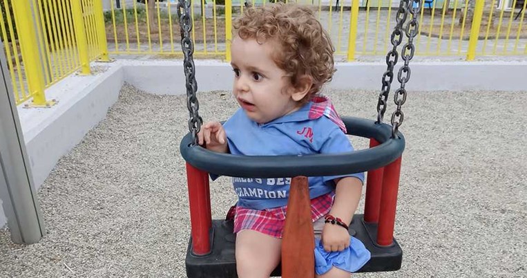 Ο Παναγιώτης Ραφαήλ χαμογελαστός σε νέα φωτογραφία: «Αυτή η πρόοδος οφείλεται σε εσάς»