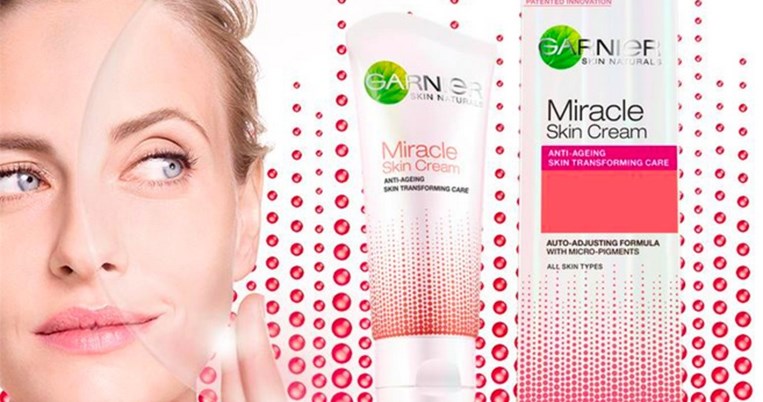 Η πρώτη κρέμα που κάνει photoshop στην επιδερμίδα και καταπολεμά τη γήρανση