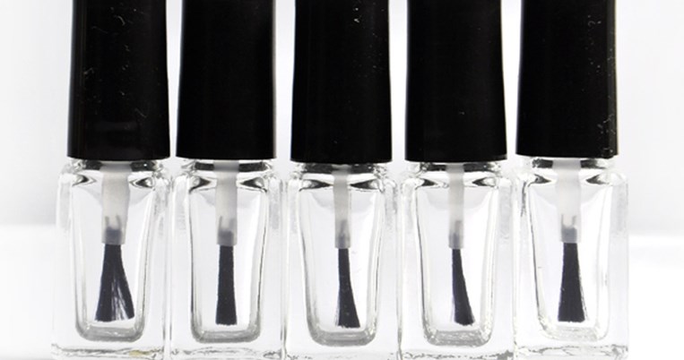 9 χρήσεις του Top Coat που δεν φανταζόσουν με τίποτα