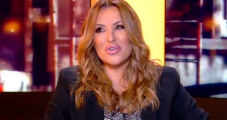 «Είχες ανάγκη τέτοια χείλια ρε Ναταλία;»: Η χιουμοριστική απάντηση της παρουσιάστριας 