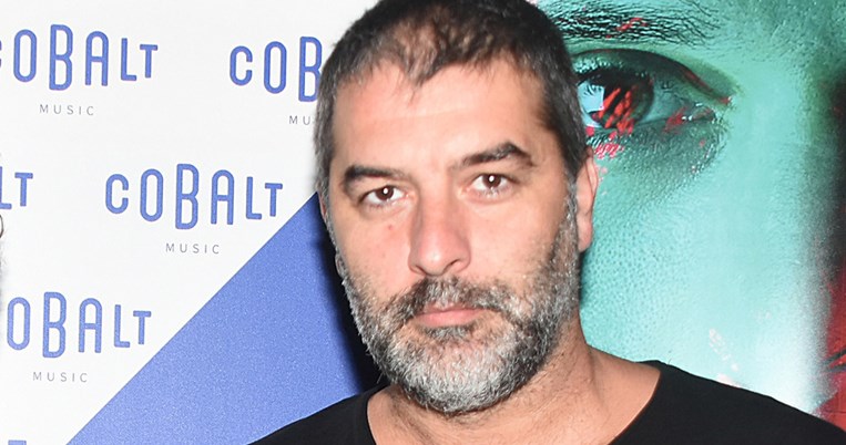 «Ο τρόπος ζωής μου άλλαξε όχι με τον γάμο αλλά με το παιδί»: Ο Βασίλης Μπισμπίκης μιλά για αυτόν 