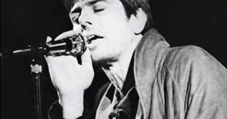 «Έδωσε απλόχερα την ίδια του τη ζωή, για τη ζωή»: Η Μελίνα Σιδηροπούλου μιλάει για τον αδερφό της