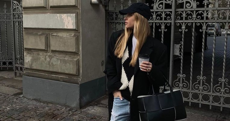 H απλή μέθοδος των τριών: Το απλούστατο, αλλά υπέρκομψο outfit που λατρεύουν οι στιλάτες γυναίκες