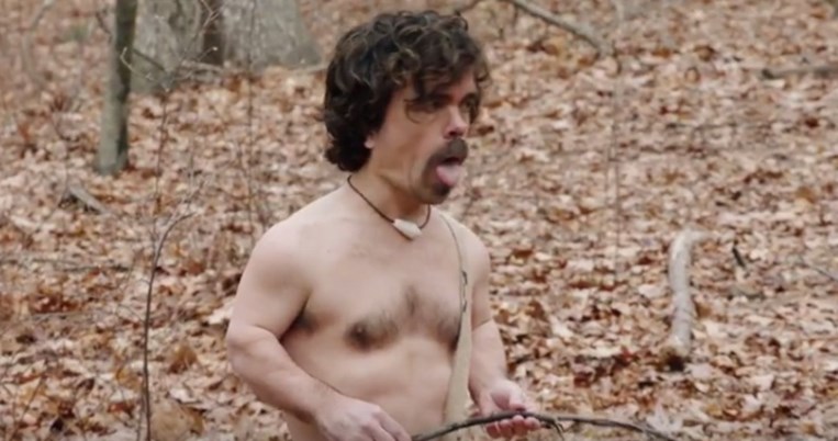 Ο Tyrion Lannister ολόγυμνος και φοβισμένος για το Saturday Night Live
