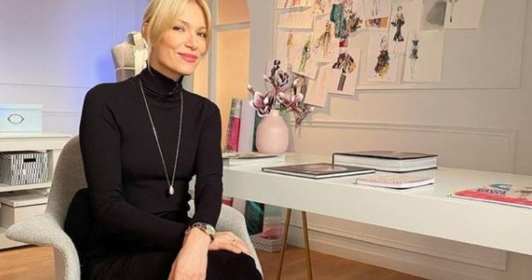 «Ήταν 17 ετών όταν με έφερε στον κόσμο»: Η ομοιότητα της Βίκυς Καγιά με τη μαμά της, Αλεξάνδρα