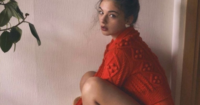 To νέο μεγάλο αστέρι της μόδας; Η κόρη της Μόνικα Μπελούτσι είναι συναρπαστική σε νέο εξώφυλλο