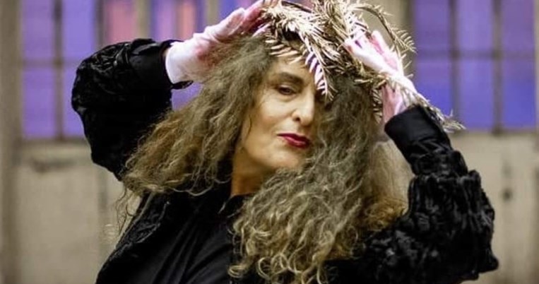 «Είμαι επικίνδυνη όταν σαν μητέρα γεννάω παιδιά μετέωρα»: Το ποστ της Σοφίας Φιλιππίδου 