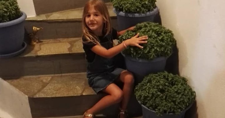 «Η ομορφιά των γυναικών που άλλαξαν τη ζωή μας»: Στίχοι του Πατρίκιου για την αγωνίστρια Αναστασία