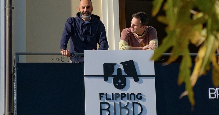 Ο Λαυρέντης και ο Παναγιώτης δημιούργησαν στη Μεσσηνία ένα γραφείο design με διεθνές πελατολόγιο