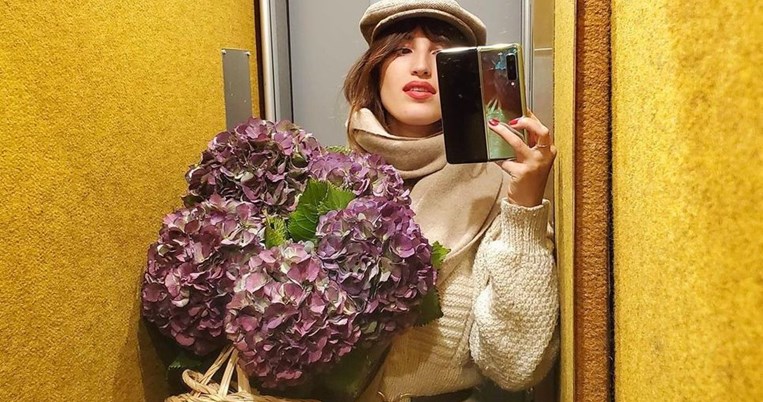 Ξέρουμε την κορυφαία τάση του επόμενου χειμώνα. Θα απολαύσουμε από τώρα το πολυτελές της άγγιγμα