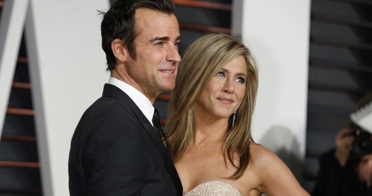 Η ομορφιά θέλει δύο. Το beauty Κυριακάτικο μυστικό των Aniston-Theroux