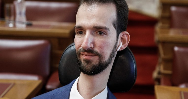 «Αν η μητέρα μου είχε δει ότι είμαι ανάπηρος θα με σκότωνε ή όχι; Το σκέφτομαι και από αυτή τη θέση»