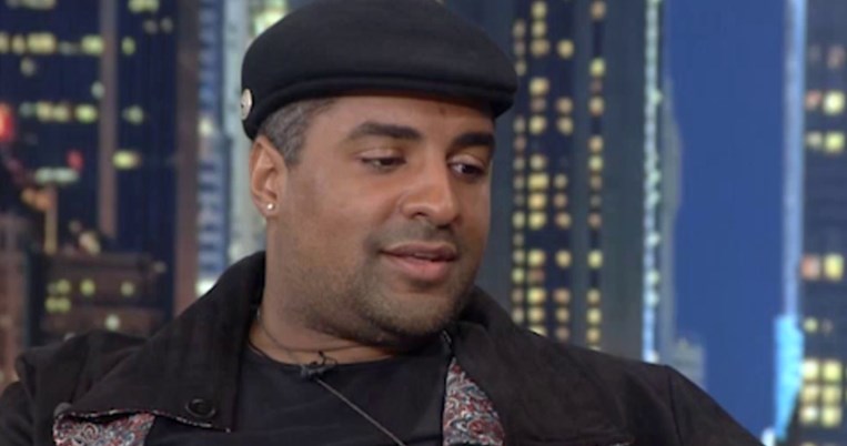 «Προσπαθούσα να τον πείσω να μείνει δυνατός και να αντέξει, γιατί έρχεται o εγγονός. Α, ρε μπαμπά!»