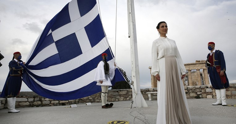 Η γυναίκα που έκανε όλη την Ελλάδα να ανατριχιάσει στο άκουσμα του Εθνικού Ύμνου 