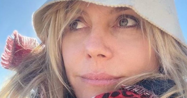 Η Χάιντι Κλουμ έκοψε μόνη της αφέλειες τα μαλλιά της και ανέβασε το βίντεο στο ίνσταγκραμ 