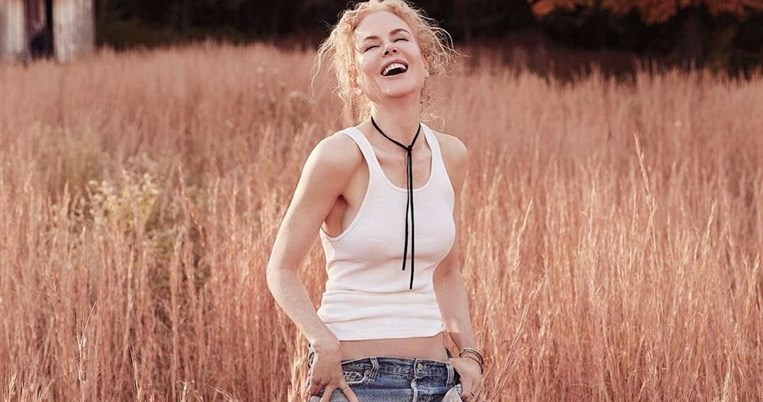 Δεν μπορούμε να σταματήσουμε να σκεφτόμαστε το φόρεμα της Νικόλ Κίντμαν για τα SAG Awards