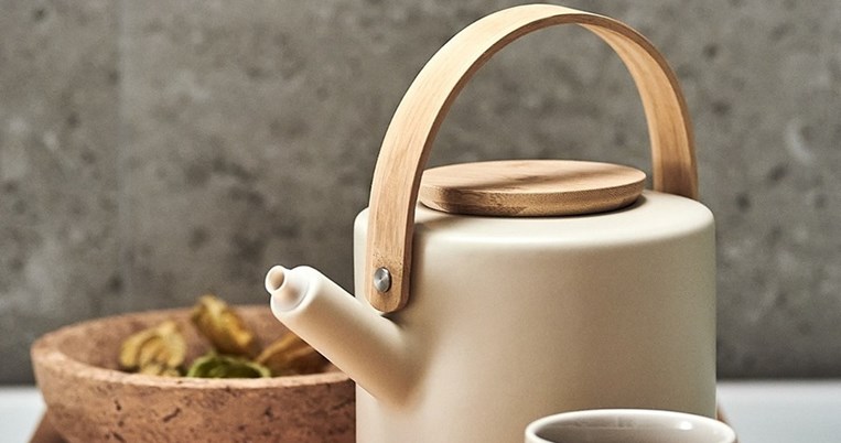 Η νέα υβριδική τάση στη διακόσμηση δίνει έμπνευση: Συνδυάζει τη ζεστασιά με την απλότητα 