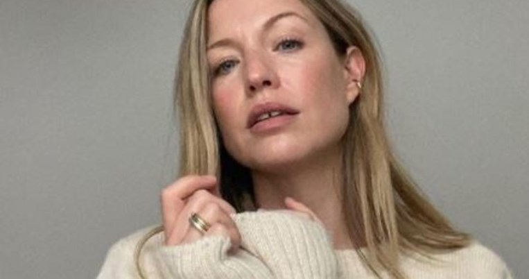 To «Άγιο Δισκοπότηρο» της ομορφιάς: Το συστατικό που αντιμετωπίζει από ακμή μέχρι ρυτίδες