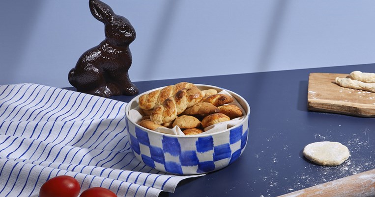 Λαμπάδες, κοσμήματα, διακοσμητικά αντικείμενα, παιχνίδια: Τα ομορφότερα πασχαλινά δώρα