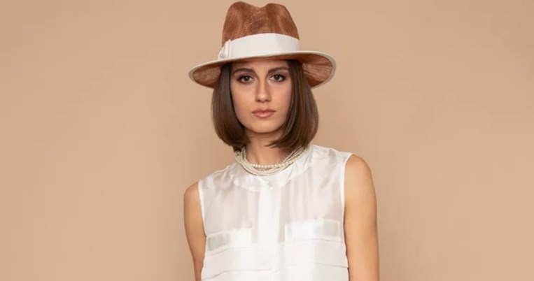 Unique White Looks | 10 κομψά κομμάτια για να υιοθετήσεις την top τάση της σεζόν