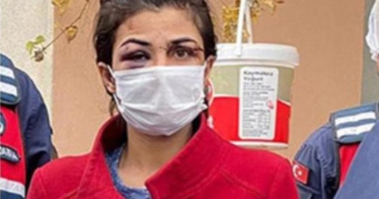 Δικαίωση για τη Μελέκ Ιπέκ: Αφέθηκε ελεύθερη έπειτα από τέσσερις μήνες φυλάκισης