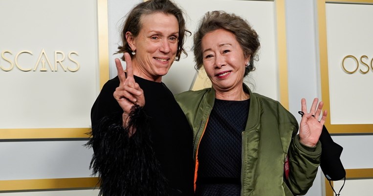 Πώς τα φετινά Όσκαρ νίκησαν τον ηλικιακό ρατσισμό απέναντι στις γυναίκες