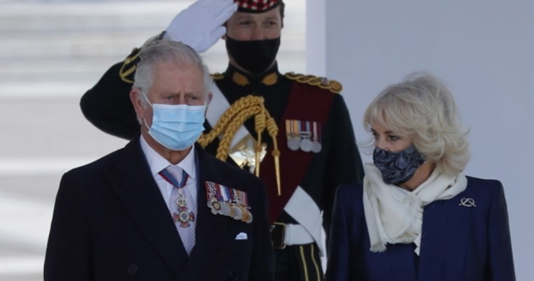 «Δεν θέλω χρήματα»: 55χρονος άντρας επιμένει ότι είναι γιος του πρίγκιπα Καρόλου και της Καμίλα