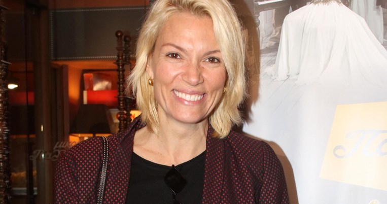 7 casual looks της Βίκυς Καγιά που αξίζει να αντιγράψεις τώρα που άνοιξε η εστίαση