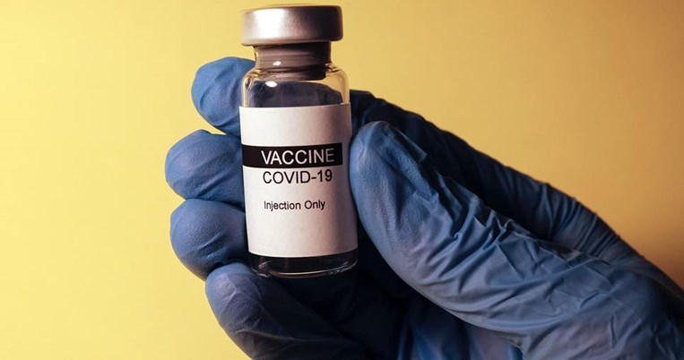 Βρετανία: Σκέψεις να μην γίνεται το εμβόλιο της AstraZeneca στους κάτω των 40 ετών