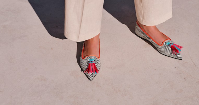 Βρήκαμε τα παπούτσια που θα συντροφεύσουν τις καλοκαιρινές σου βόλτες με τον καλύτερο τρόπο