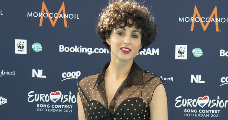 Barbara Pravi: Η Γαλλίδα που εντυπωσίασε φέτος στην Eurovision